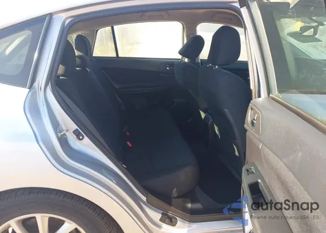 2014 Subaru Impreza 2.0I Premium z USA, uszkodzony, nr VIN JF1GPAC6XE8228716